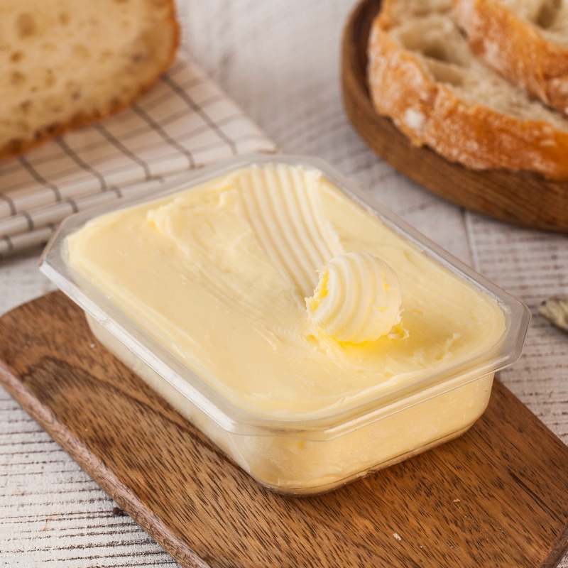 Масло сладко-сливочное несолёное Традиционное с м.д.ж. 82,5%, 300г.