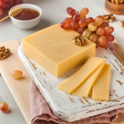 Сыр Голландский Брусковый 45% 350г.